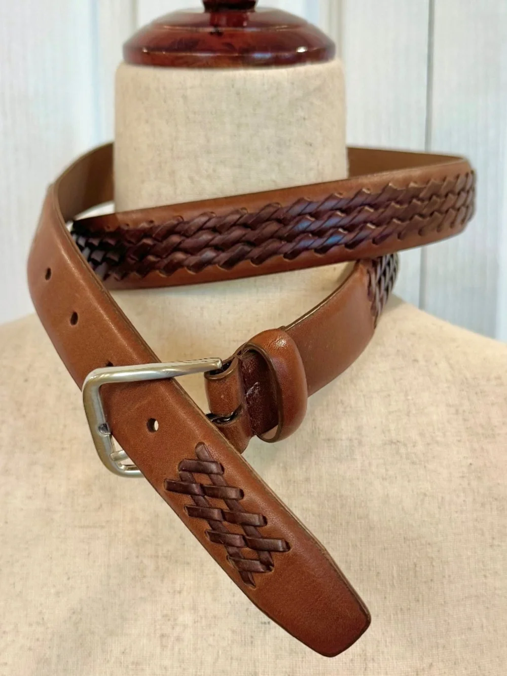 Men's size 44 100% unique leather belt by George, silver metal buckle.